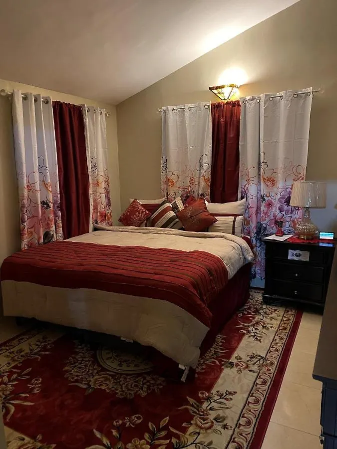 Cheerful 2Bedroom 1Bath, Wifi, Air Conditioning Montego Bay 0*,  Jamaica