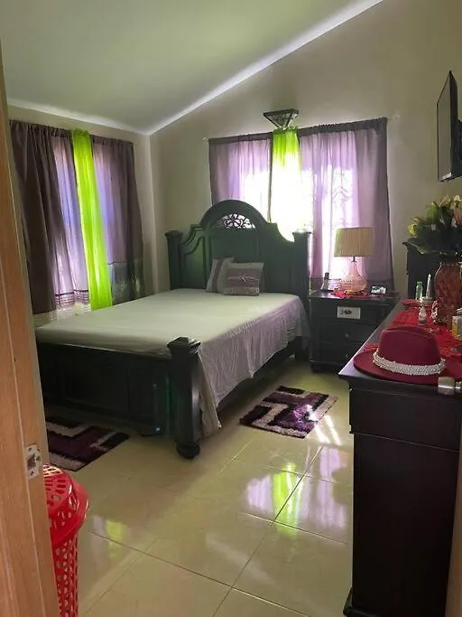 Feriehus Cheerful 2Bedroom 1Bath, Wifi, Air Conditioning Montego Bay