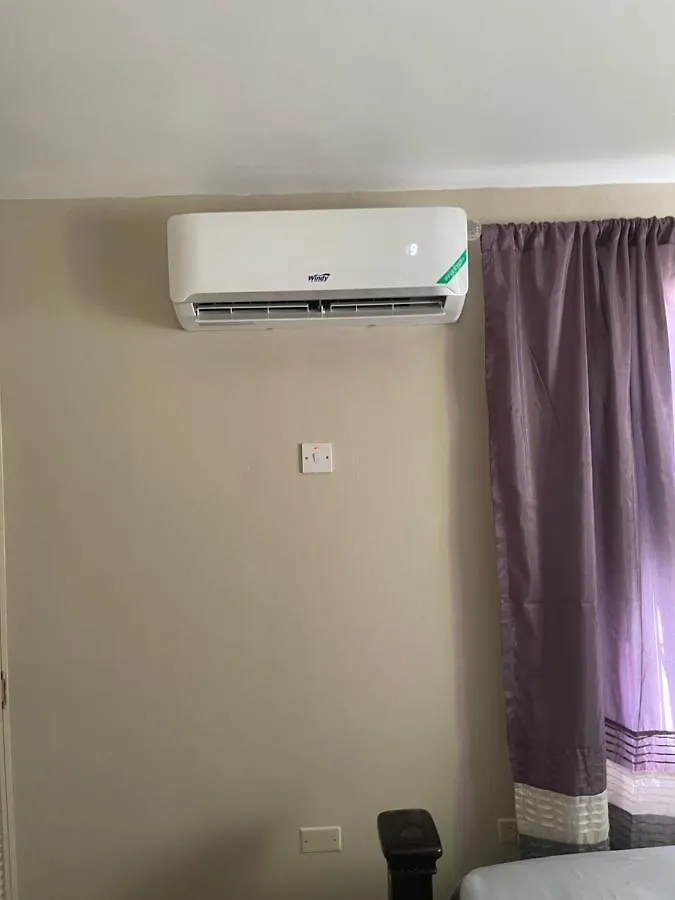 Cheerful 2Bedroom 1Bath, Wifi, Air Conditioning Montego Bay Feriehus
